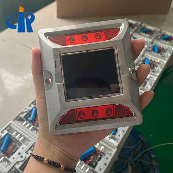 <h3>270 Degree Led Solar Pavement Markers For Port</h3>
